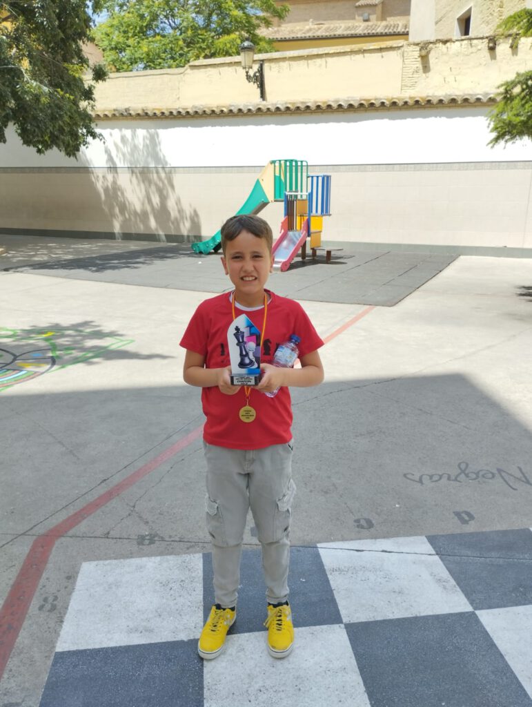 JAVIER VALERO BRILLA EN SAN VICENTE DE PAUL