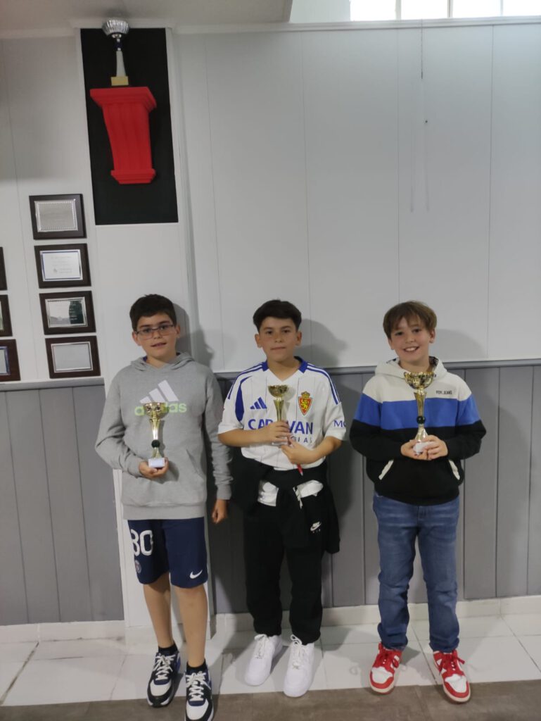 BUEN NIVEL EN EL TORNEO PARA PIONEROS POR EDADES SUB-12 Y SUB-14.