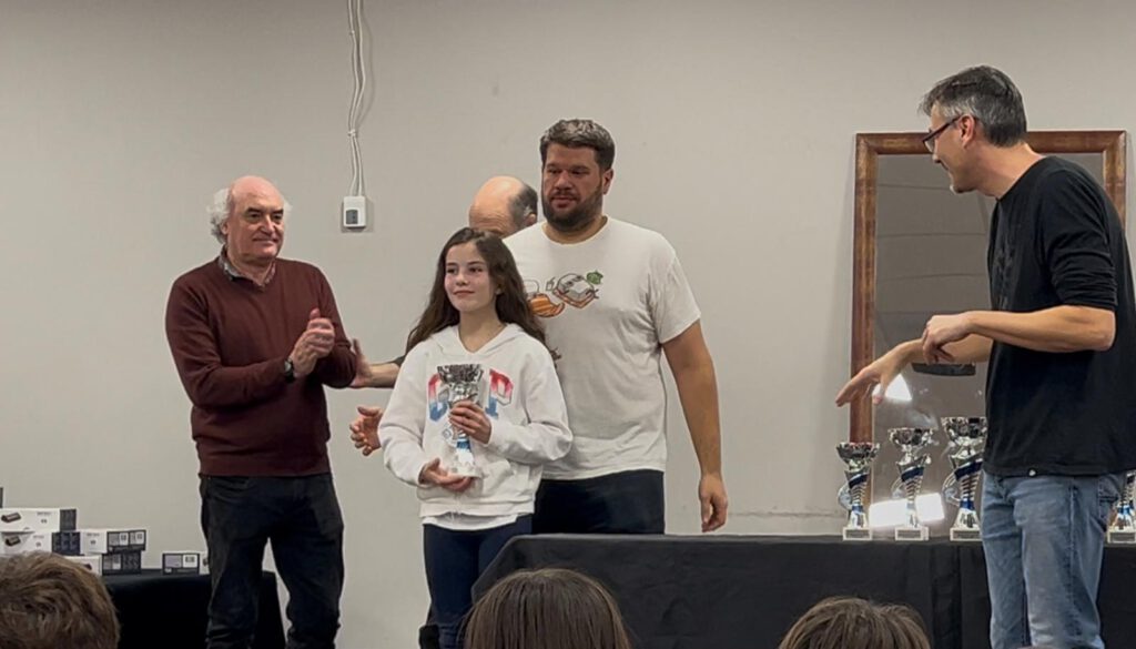 EVA REMÓN, VANESSA RODRIGUEZ Y DANIEL PAZ DESTACAN EN EL TORNEO DE NAVIDAD.